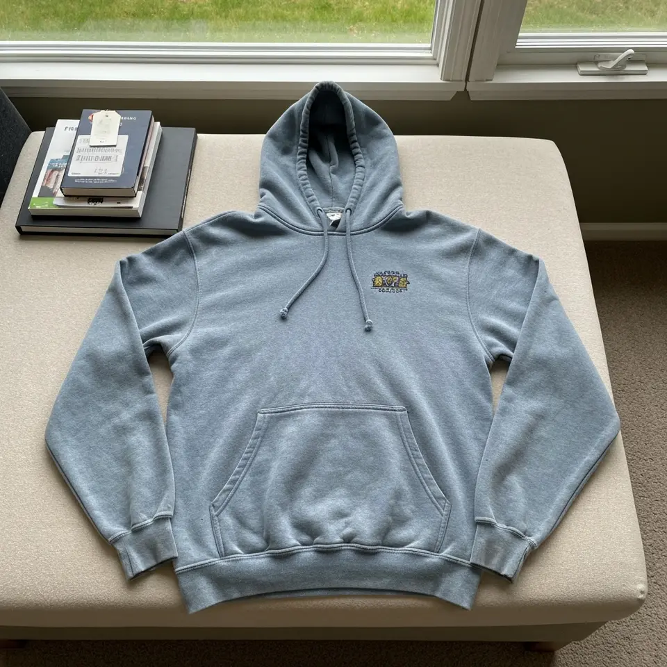 Roots hoodie men's medium, clean and ready to wear - фото 1