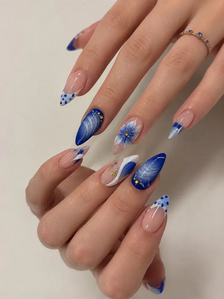 Blue Floral Almond Nails | Elegant Hand-Painted Nail Art Des - фото 3