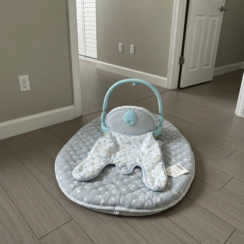 Graco booster seat, available now - фото 1