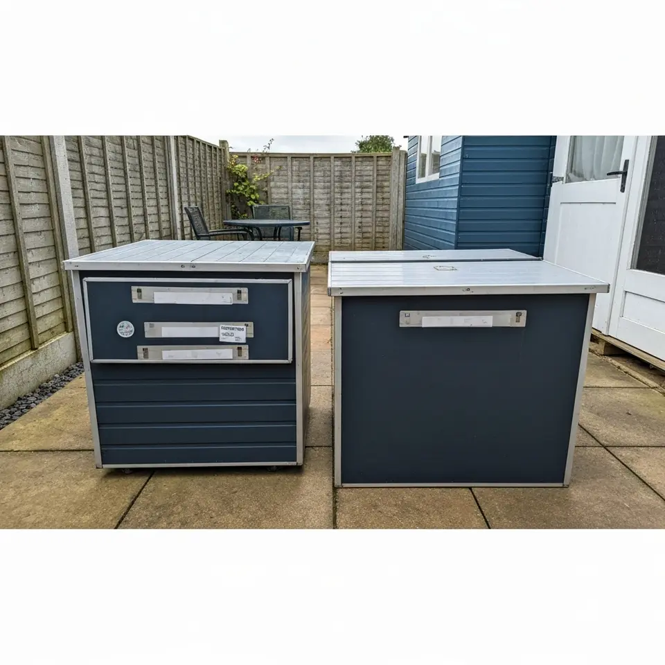 Timber shed panels and door set, good practical condition - фото 1
