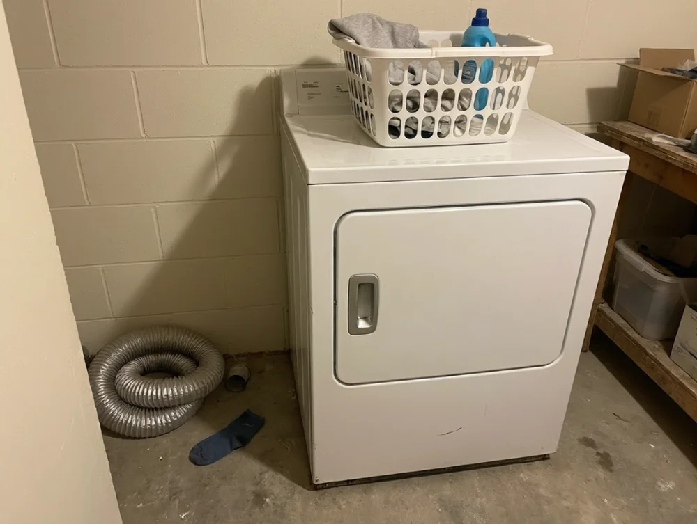 Used Dryer, Works Good - фото 1