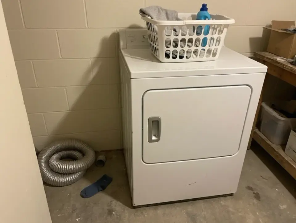 Used Dryer, Works Good - фото 1