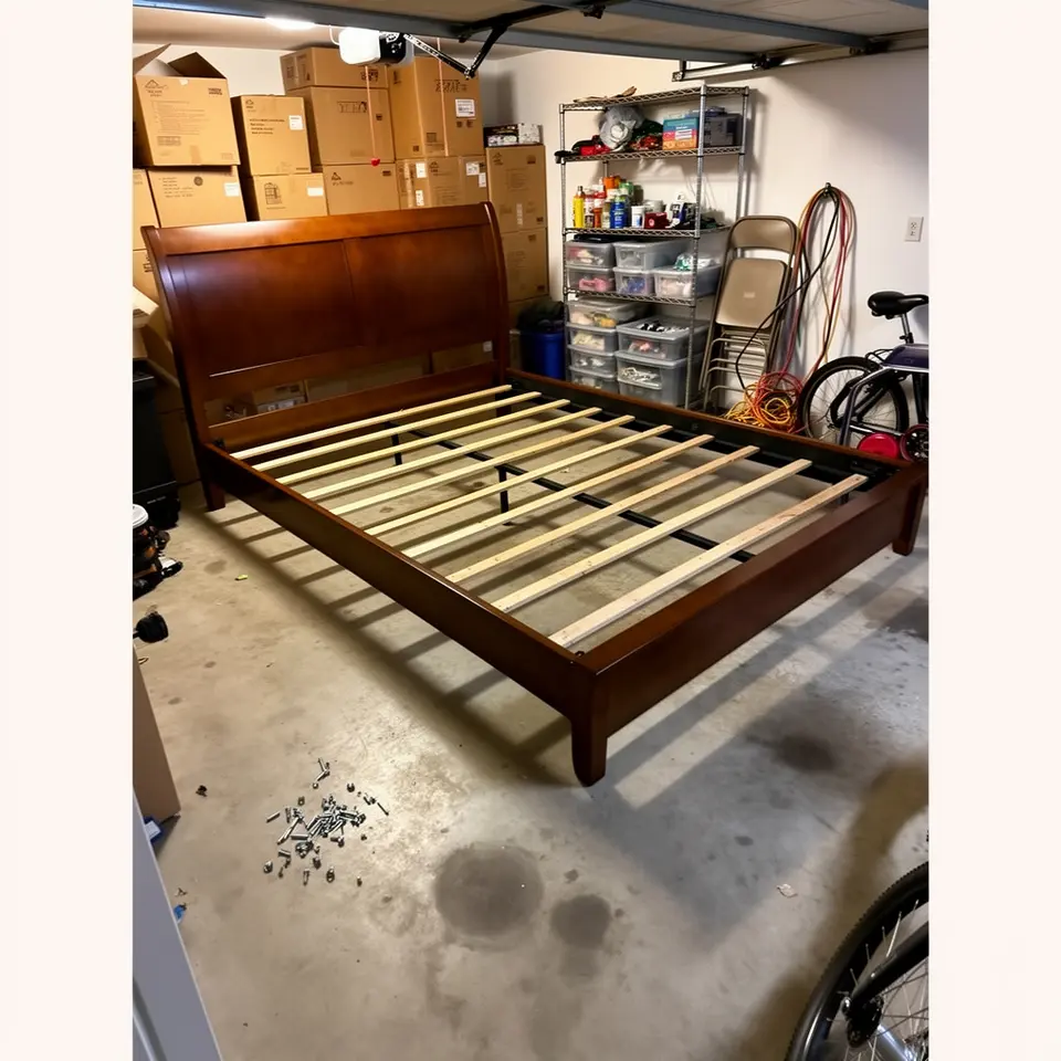 King Bed Frame, Pickup Only, Pickup Only - фото 1