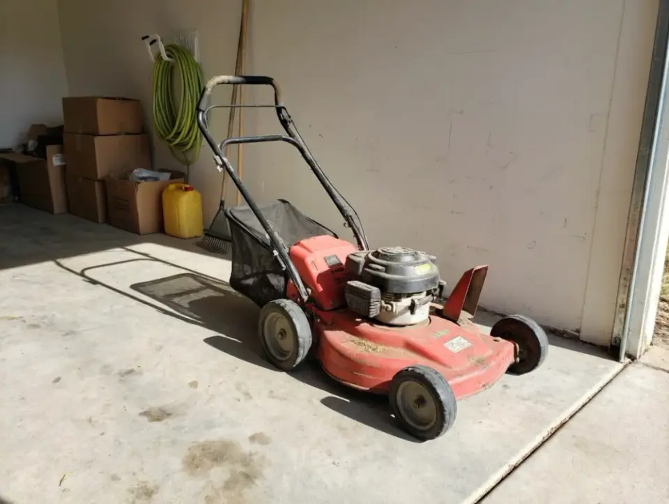 Lawn Mower, Good Condition - фото 1