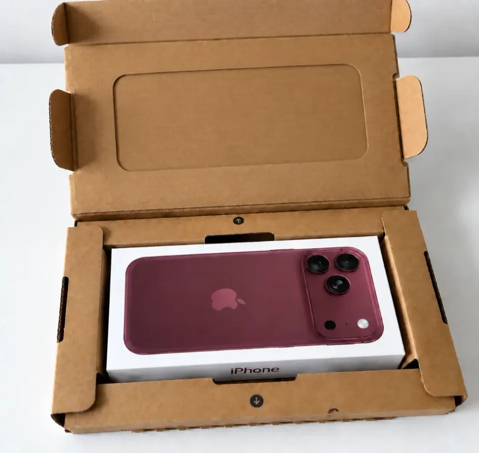 Apple iPhone 18 Pro (512gb) - фото 1