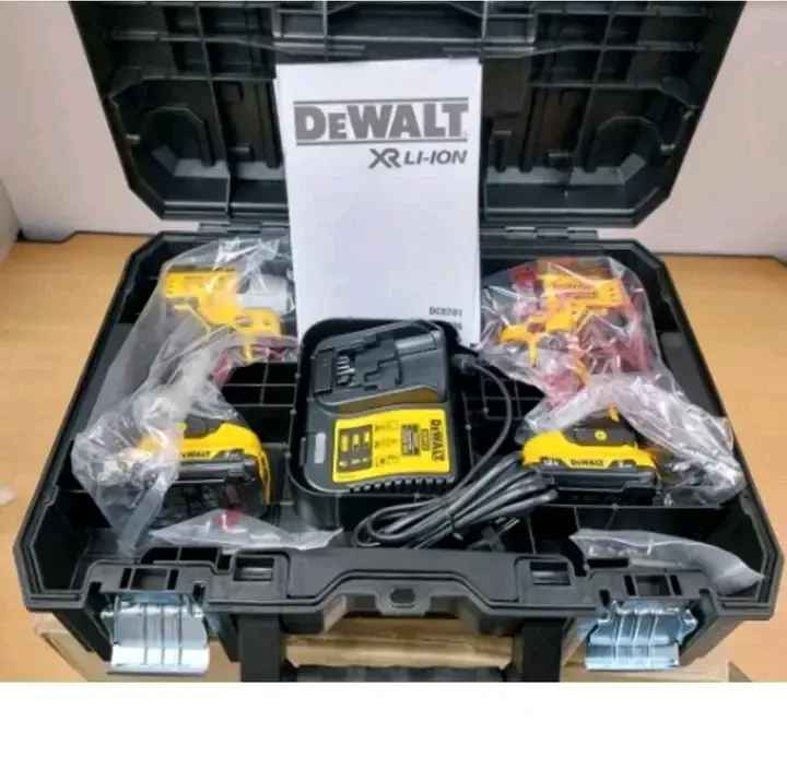DeWalt drill - фото 3