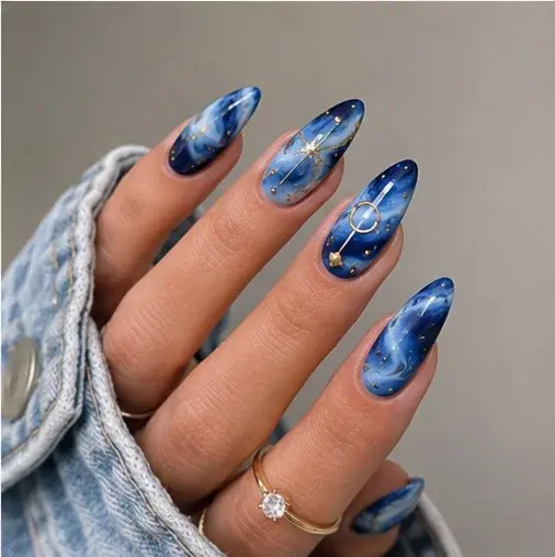 Sapphire Blue Nail Polish for Smoky Marble Nail Art - фото 6