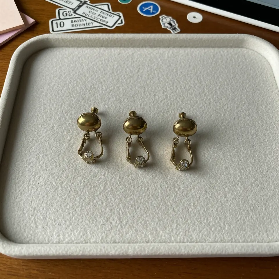 Vintage Costume Clip-On Earrings Lot of 12 Pairs - фото 1