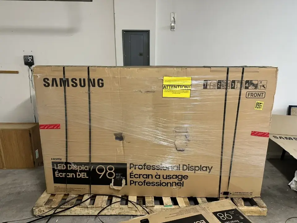 LG 65" Class 4K HDR Smart LED TV - фото 2