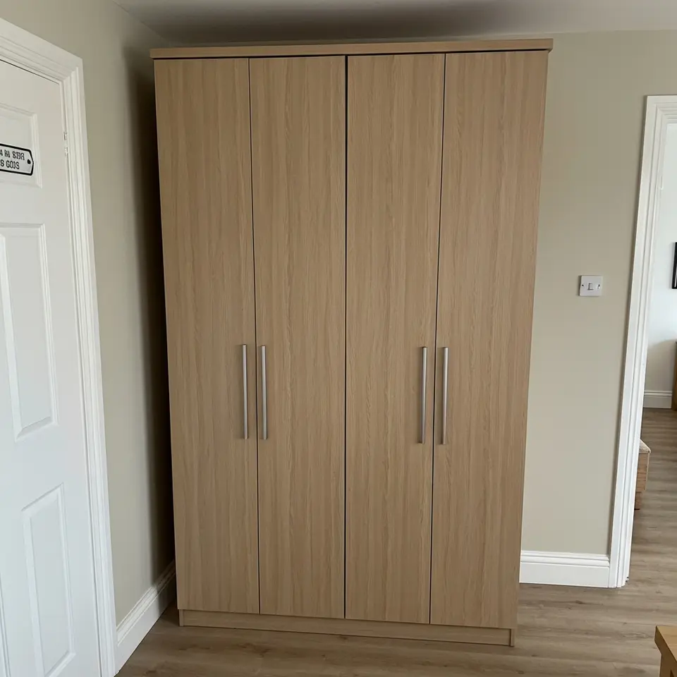 IKEA double wardrobe with mirror doors, good practical condition - фото 1