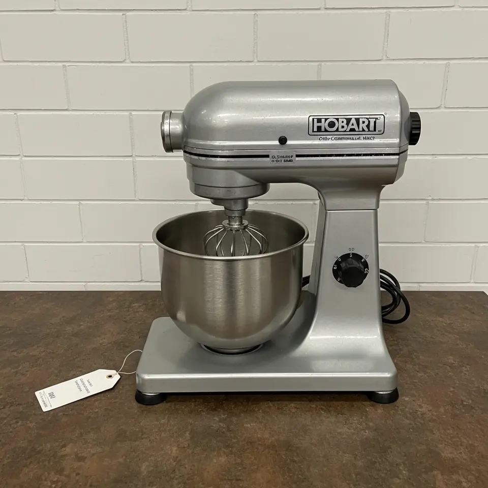 Hobart 20-Quart Commercial Mixer, Ready for Business Use - фото 1