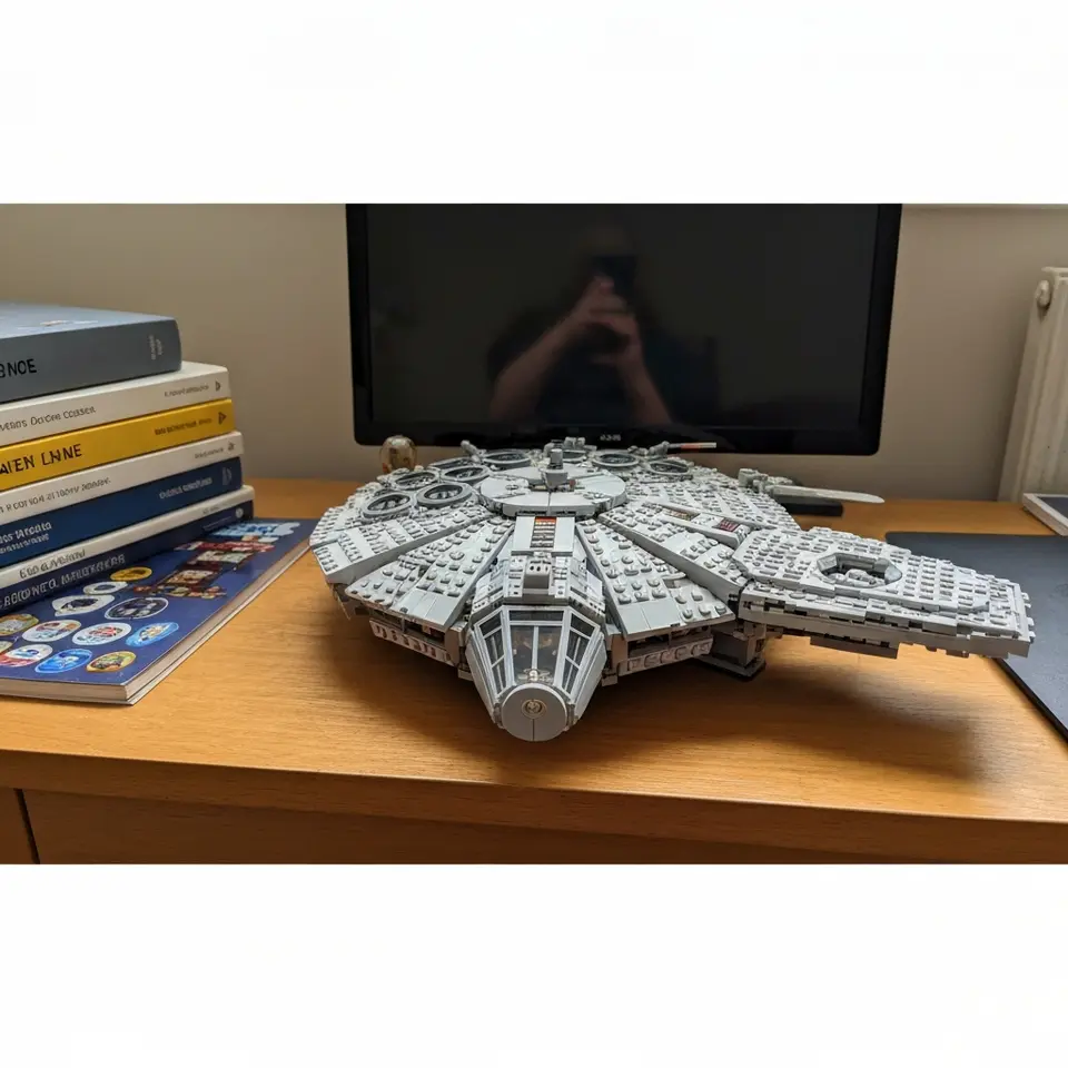 LEGO Star Wars Millennium Falcon Set 75257, Clean Set - фото 1