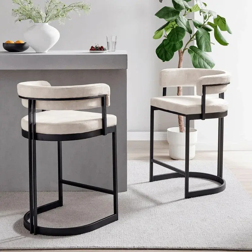 Mia Curved Cream Counter Stool – Modern Kitchen Seating - фото 1