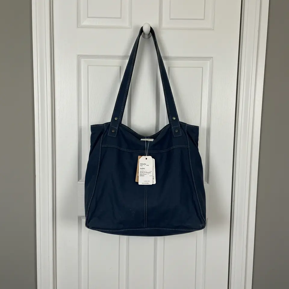Coach crossbody bag, closet clean-out - фото 1