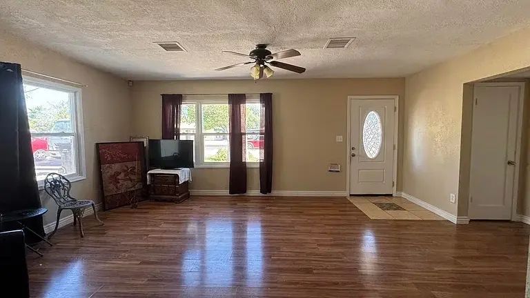 adorable 3bed 2bath home for rent - фото 5
