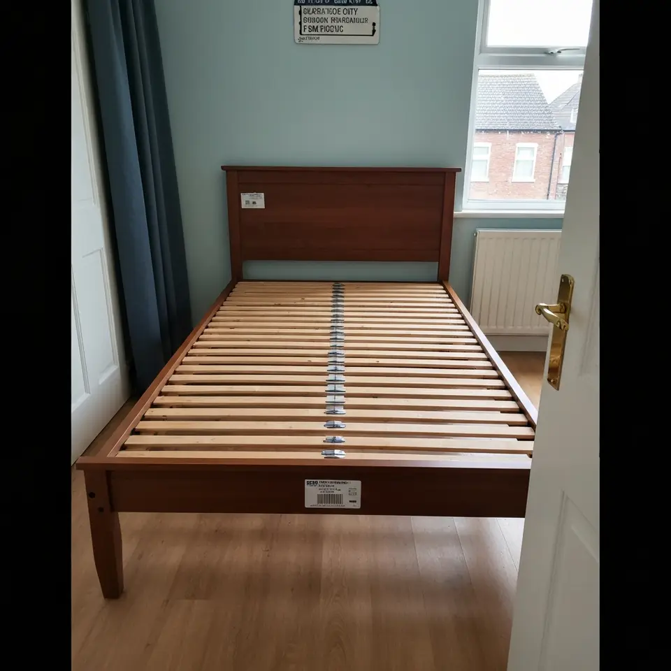 Tall narrow drawer unit for bedroom, ready for a new home - фото 1