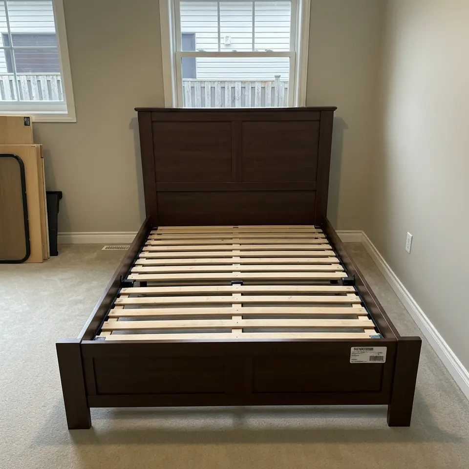 IKEA Malm double bed, good everyday condition - фото 1