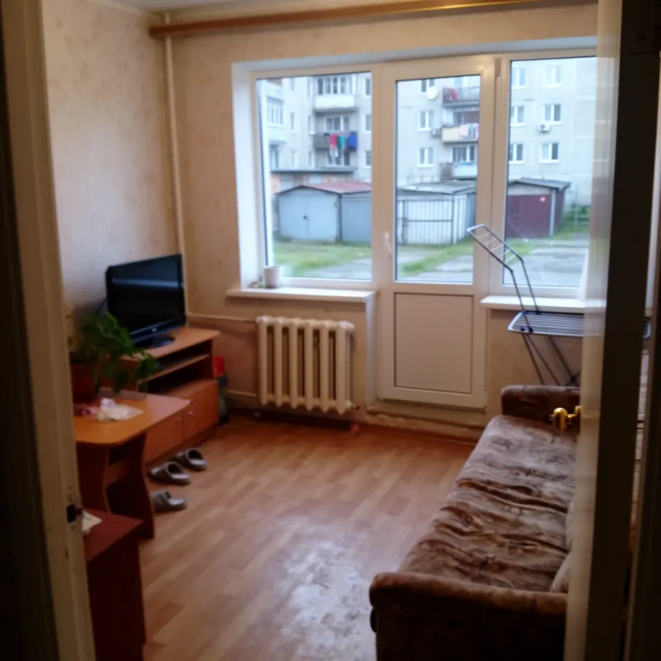 Квартира на вторинному ринку у жилому стані - фото 1