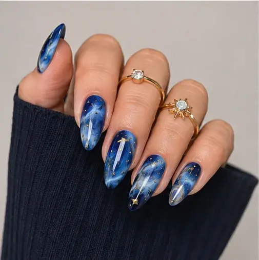 Sapphire Blue Nail Polish for Smoky Marble Nail Art - фото 2