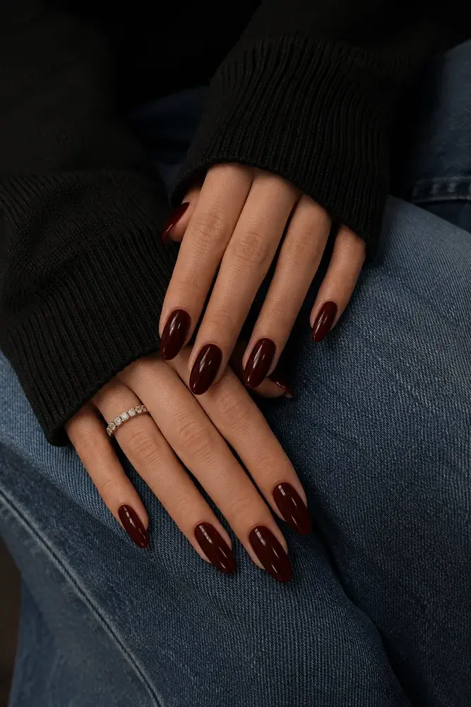 Dark Cherry Nail Polish – Glossy Oxblood Manicure Shade - фото 2