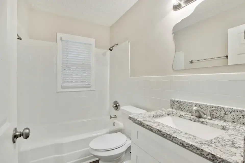 BEAUTIFUL 3BEDS 2BATHS HOUSE FOR RENT - фото 4