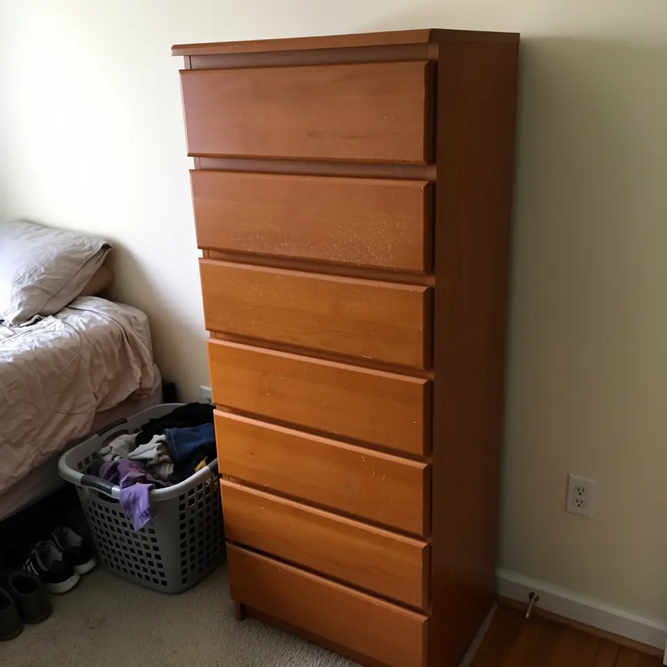 Tall Dresser, Clean and Solid, Light Use 2b31-2 - фото 1
